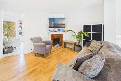 undefined, Claremont Close, Hersham, Walton-On-Thames