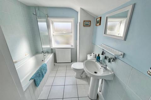 3 bedroom end of terrace house for sale, Guardswell Place, Seaford