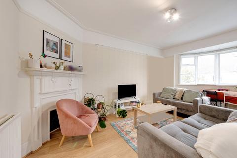 3 bedroom maisonette for sale, Hampstead Gardens, London