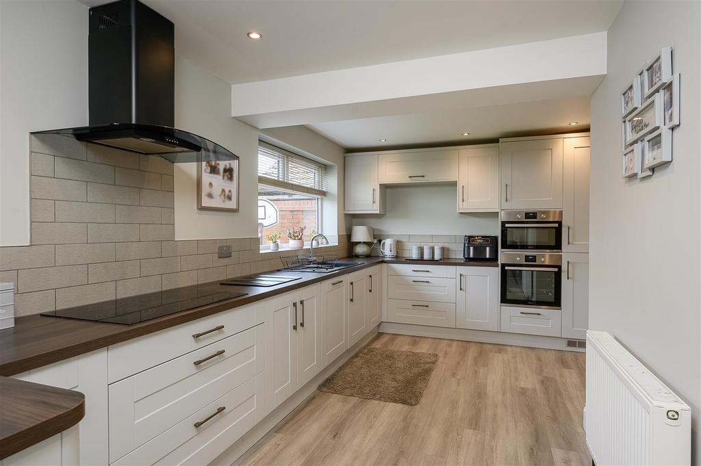 Kitchen diner