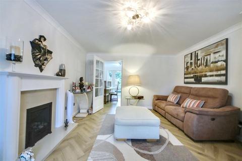 undefined, Cox Close, Shenley