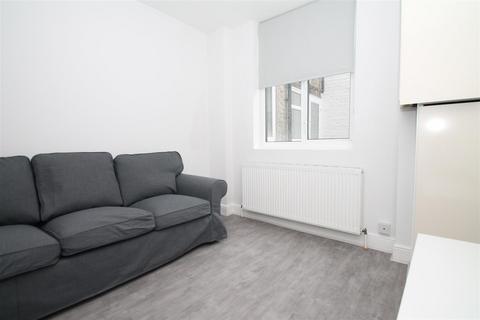 1 bedroom flat to rent, Hornsey Road, London N19