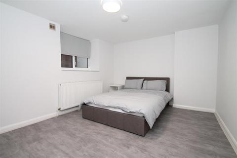 1 bedroom flat to rent, Hornsey Road, London N19