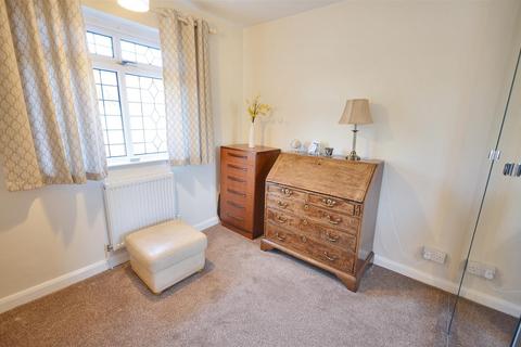 2 bedroom semi-detached bungalow for sale, Austin Close, Stone