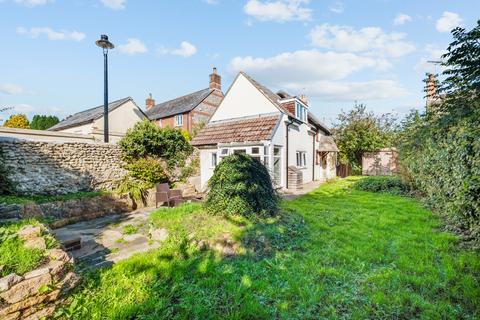 2 bedroom detached house for sale, Maiden Newton, Dorset