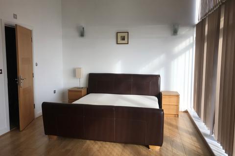 2 bedroom flat to rent, St Christophers Court, Maritime Quarter,