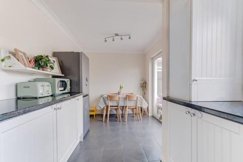 46 Belton Grove, Rednal, Birmingham, B45 9PD