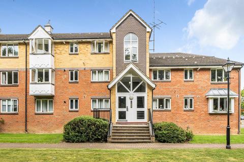 2 bedroom flat to rent, Uxbridge Road, Pinner, HA5