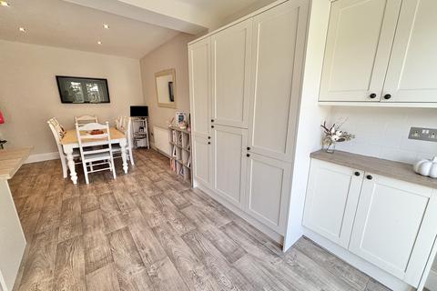 3 bedroom semi-detached house for sale, Kenilworth Avenue, Fleetwood FY7
