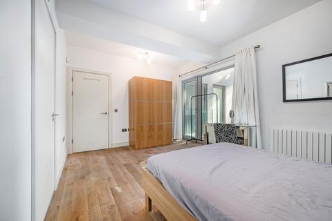 3 bedroom flat for sale, High Holborn, London WC1V