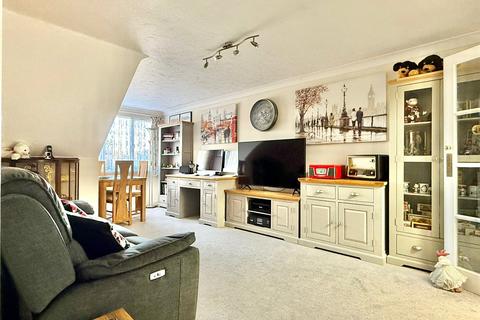1 bedroom apartment for sale, Sea Road, Milford on Sea, Lymington, Hampshire, SO41
