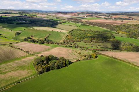 undefined, Hawling, Cheltenham, Gloucestershire, GL54