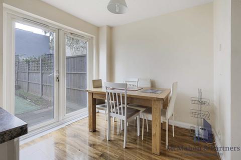 undefined, Keats Close, London, SE1