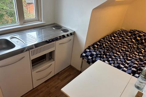 undefined, Foley Hall,  London Road,  Reading,  Berkshire,  RG1