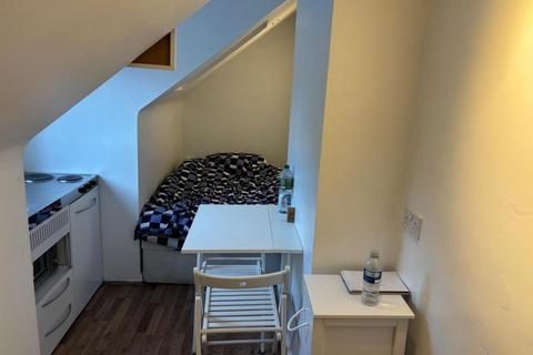 undefined, Foley Hall,  London Road,  Reading,  Berkshire,  RG1