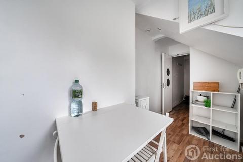 undefined, Foley Hall,  London Road,  Reading,  Berkshire,  RG1
