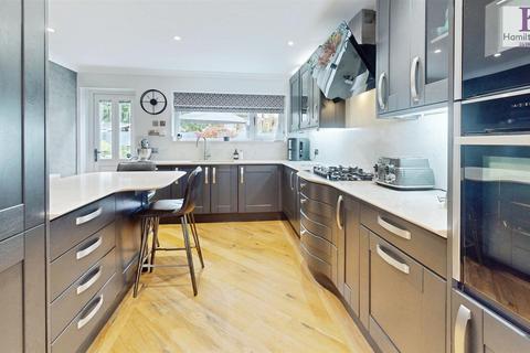 4 bedroom detached house for sale, Bluebell Court, Brow Lane, Shelf, Halifax