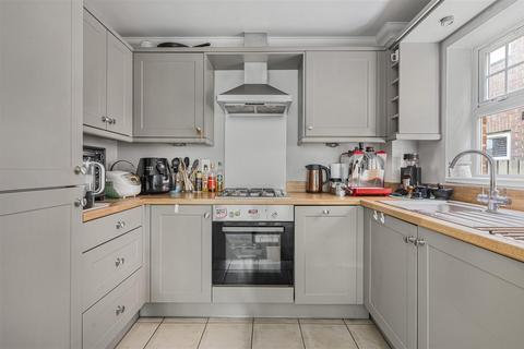 2 bedroom apartment for sale, Albion Road, Sutton
