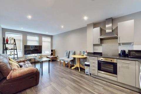 2 bedroom flat to rent, 86 London Road, Kingston upon Thames, Surrey, KT2