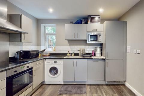 2 bedroom flat to rent, 86 London Road, Kingston upon Thames, Surrey, KT2