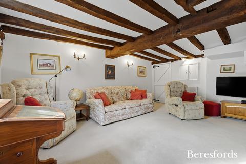 3 bedroom semi-detached house for sale, St. Johns Green, Writtle, CM1