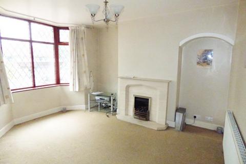 4 bedroom semi-detached house for sale, Armley Grange Avenue, Leeds LS12