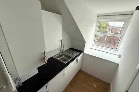 1 bedroom flat to rent, Hamilton Road, Bournemouth BH1