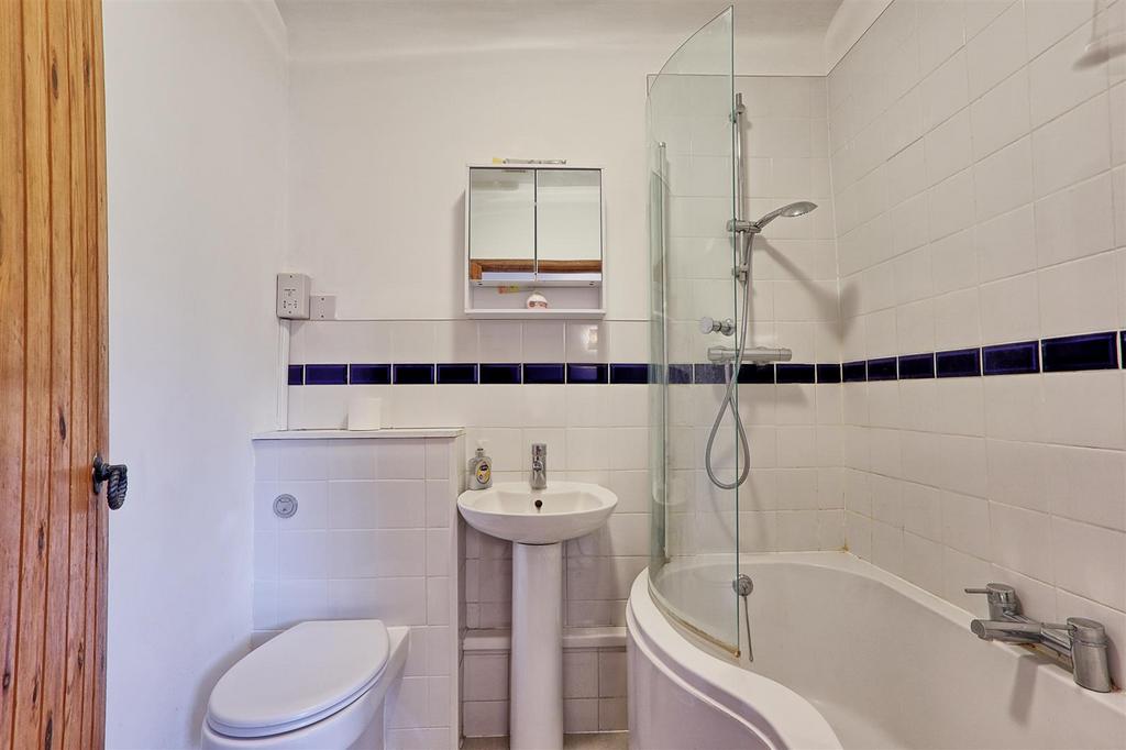 IMG 7831 2 3 easy HDR-interior3.jpg