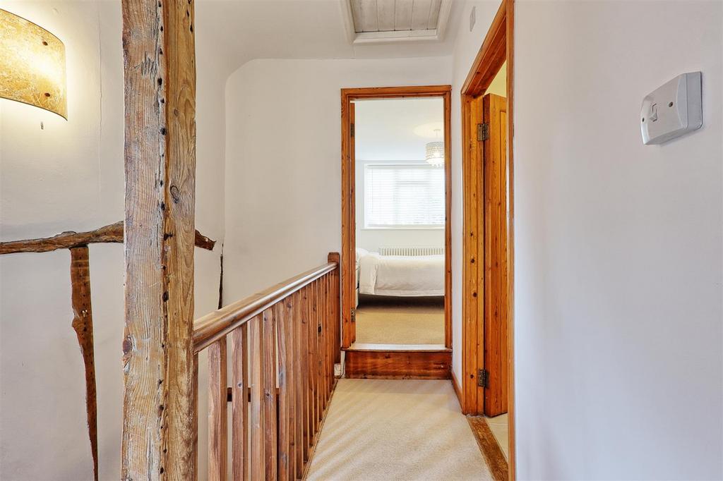 IMG 7813 4 5 easy HDR-interior3.jpg
