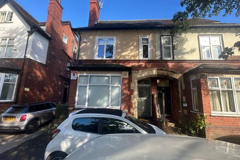 St Michaels Villas, Leeds