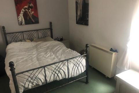 2 bedroom terraced house to rent, Aqueduct Road, Telford TF3