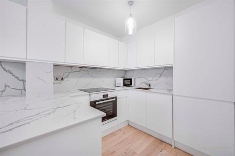 1 bedroom flat for sale, Vestry Court, 5 Monk Street, Westminster, London, SWP