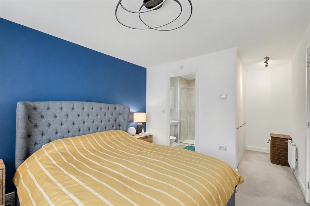Bedroom 1 2.jpeg