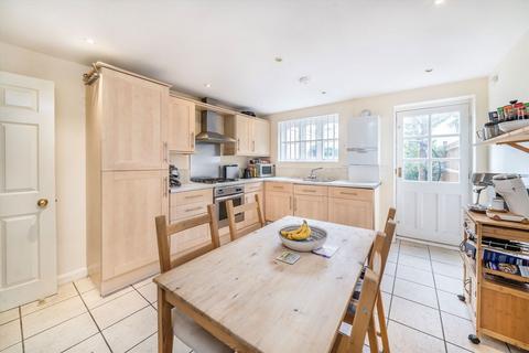 3 bedroom house for sale, Castle Mews, London SW17