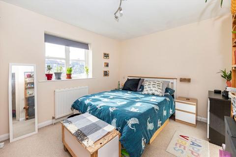 3 bedroom house for sale, Castle Mews, London SW17