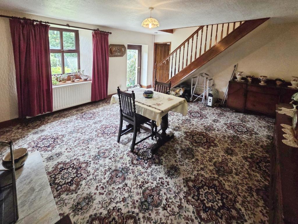 Pbox-living room-345361.jpg