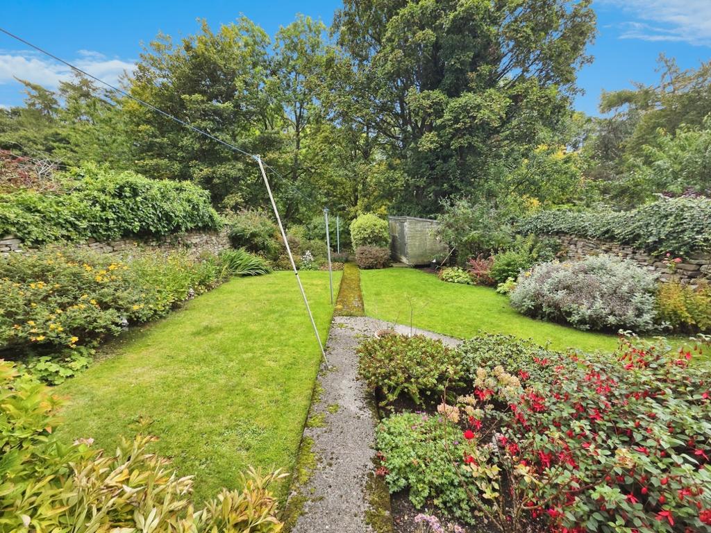 Pbox-garden-345361.jpg