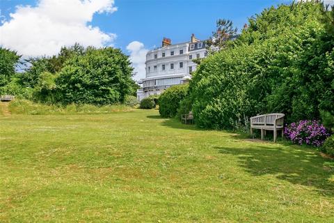2 bedroom ground floor flat for sale, 6 Chichester Terrace, Brighton BN2