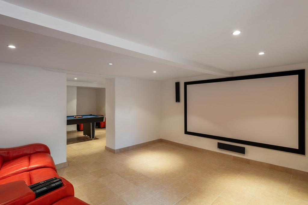 Higher Venice House