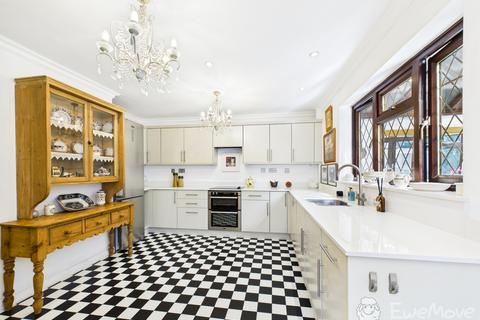 3 bedroom semi-detached house for sale, Clements Close, Binsted, Alton, Hampshire, GU34