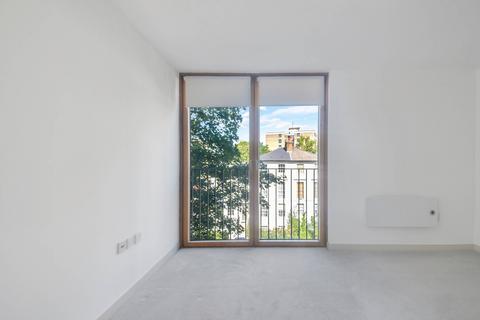 1 bedroom apartment for sale, at Beaufort Court, 49 Lillie Road, London SW6