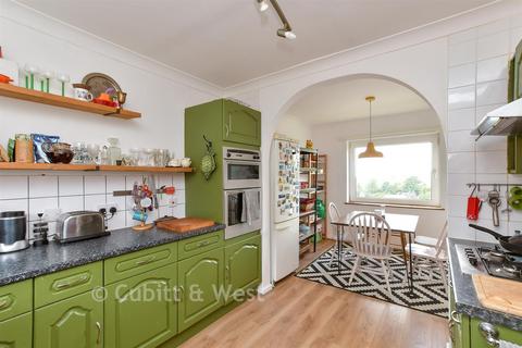 undefined, Norwich Drive, Brighton BN2