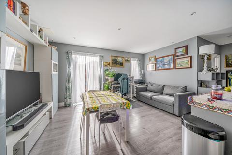 2 bedroom apartment for sale, Elmers End Road, Beckenham