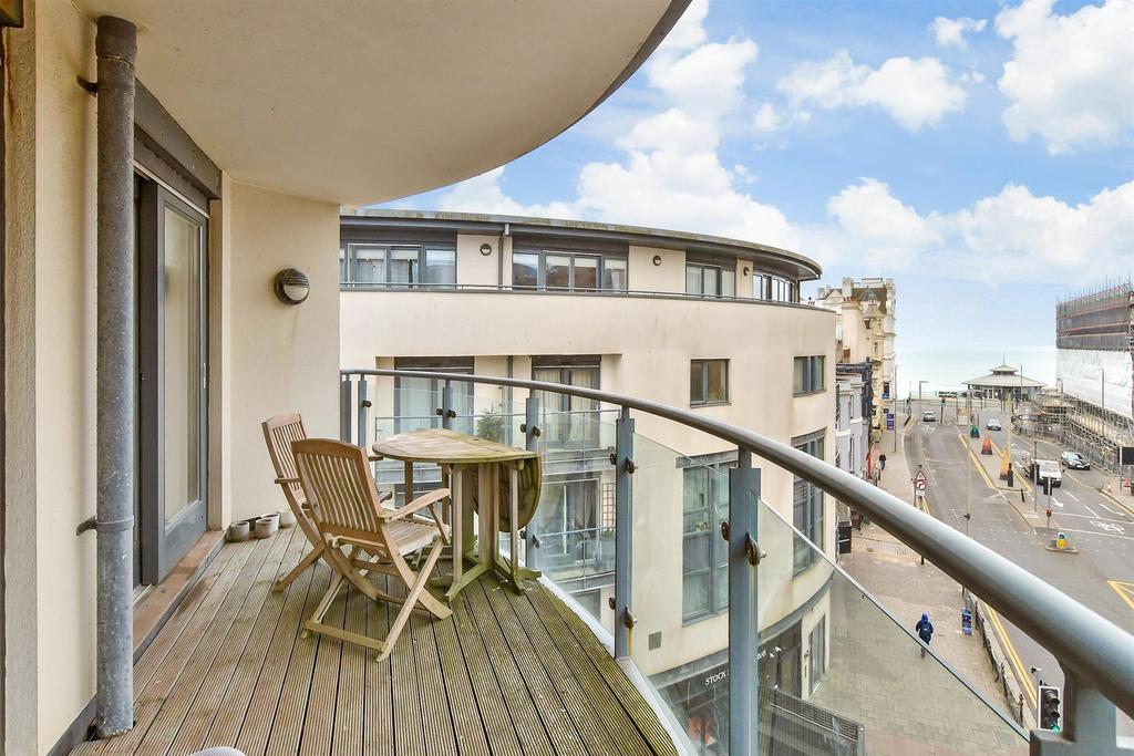 Balcony / Terrace