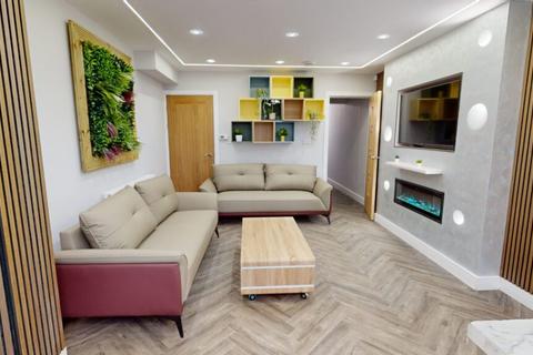 5 bedroom terraced house to rent, Exeter Road Selly Oak, Birmingham B29