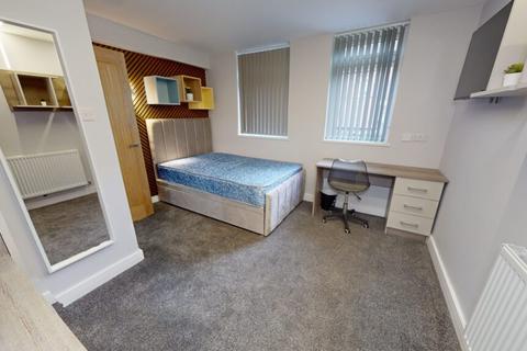 5 bedroom terraced house to rent, Exeter Road Selly Oak, Birmingham B29