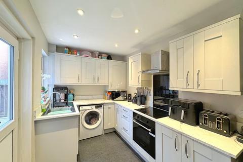 undefined, Tynevale Terrace, Lemington, Newcastle upon Tyne, NE15