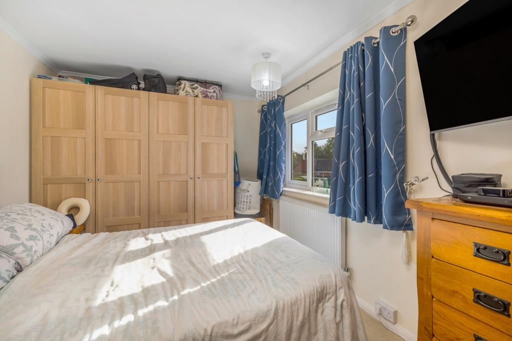 33 Lowgate Avenue (Bicker)-23