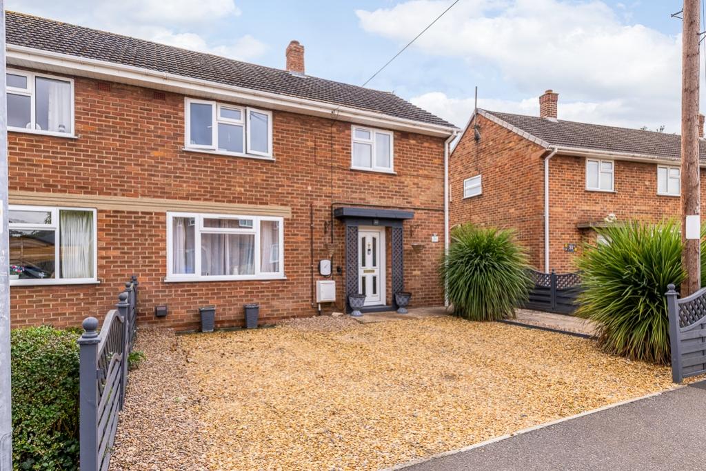 33 Lowgate Avenue (Bicker)-3