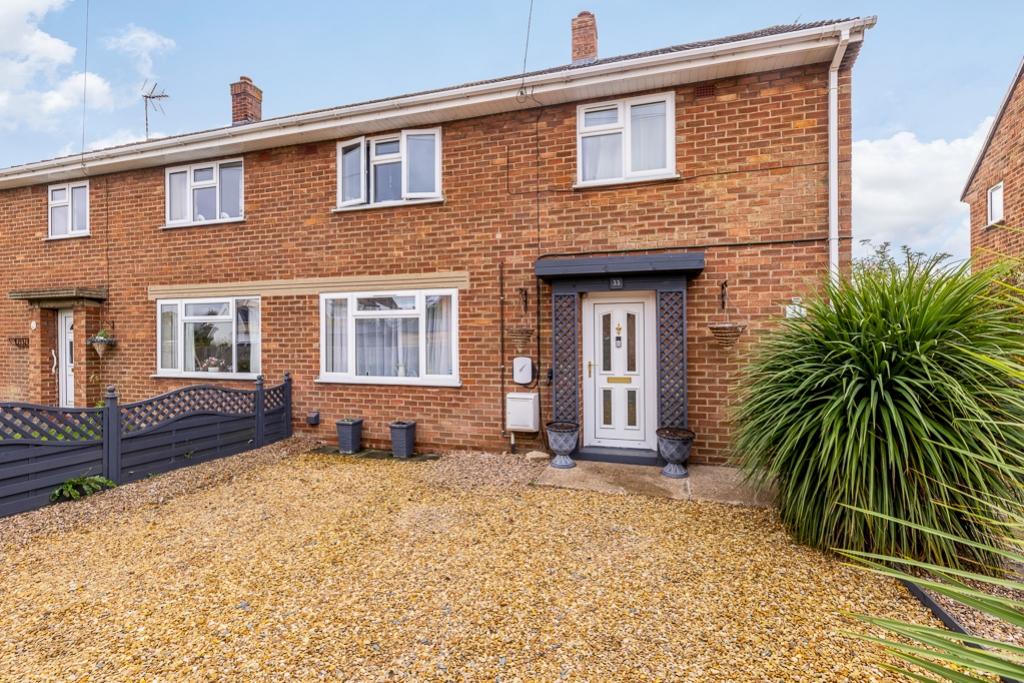 33 Lowgate Avenue (Bicker)-1